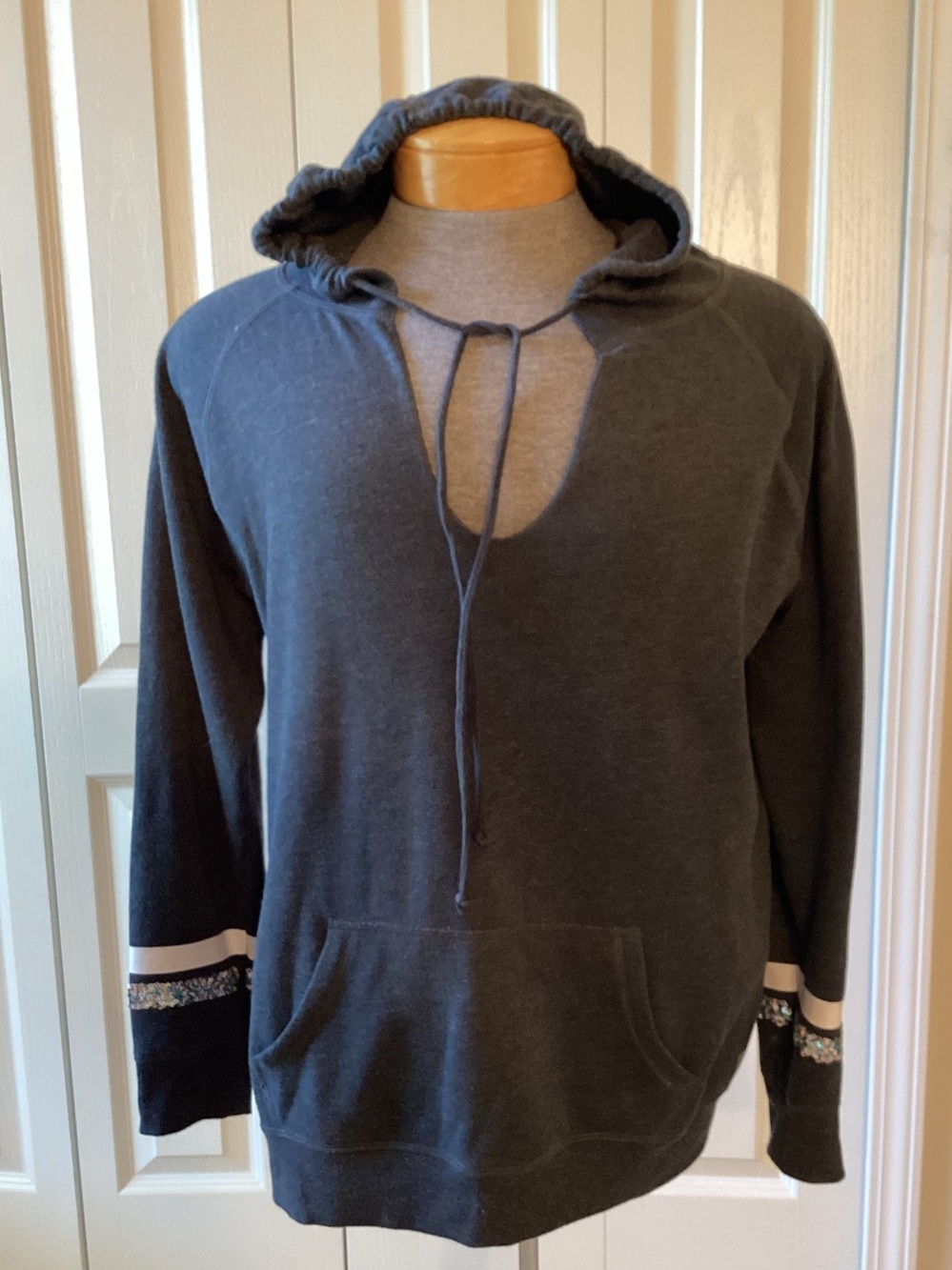 Victoria's Secret Fleece Love Hoodie Grey TUNIC w/Sequins Stripes On Sleeves Med
